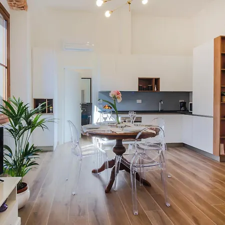Florence- I Portici Appartement *